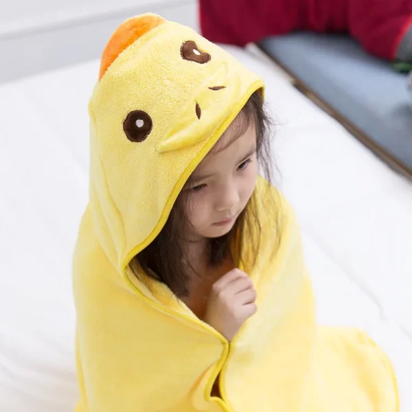 Children's Towel Cloak Quick-Drying Coral Velvet Robe Cartoon Cape Baby Darling Hooded
